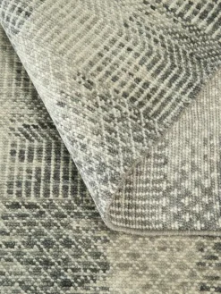 Kibek Agra Collection