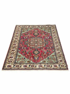 Kibek Ardebil mit Seide