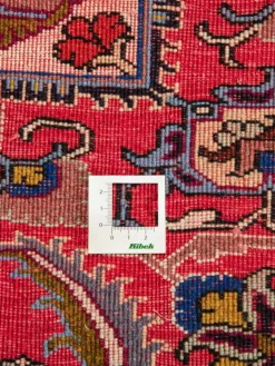 Kibek Ardebil mit Seide