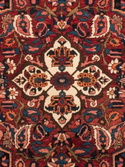 Kibek Bachtiar Semiantik