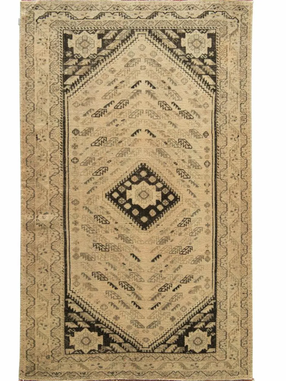 Kibek Sarough Mahal Vintage