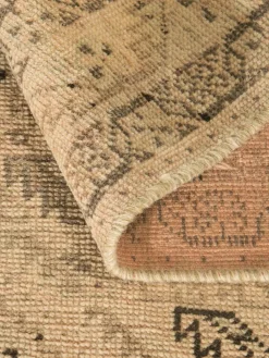 Kibek Sarough Mahal Vintage