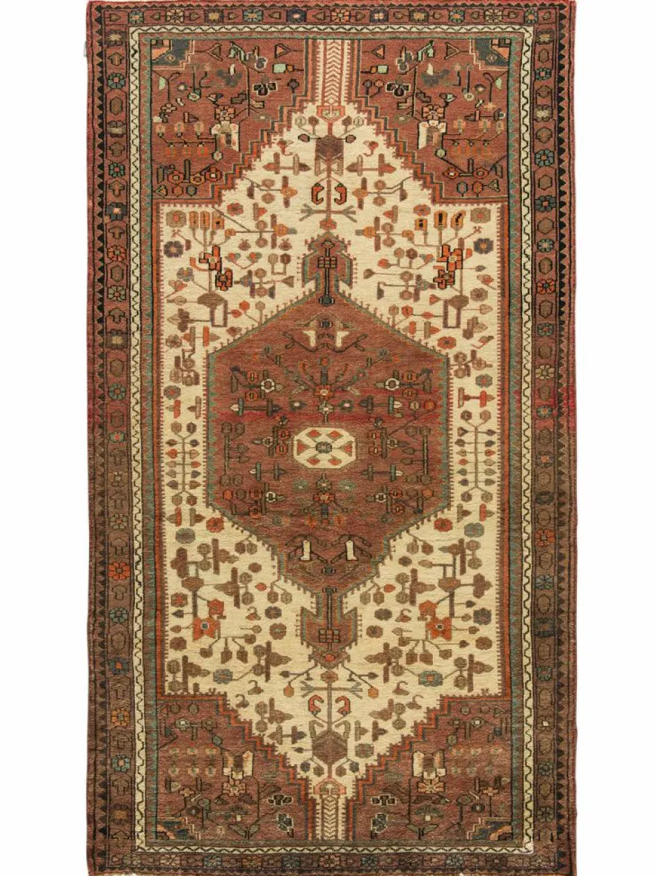 Kibek Tuiserkan Hamadan