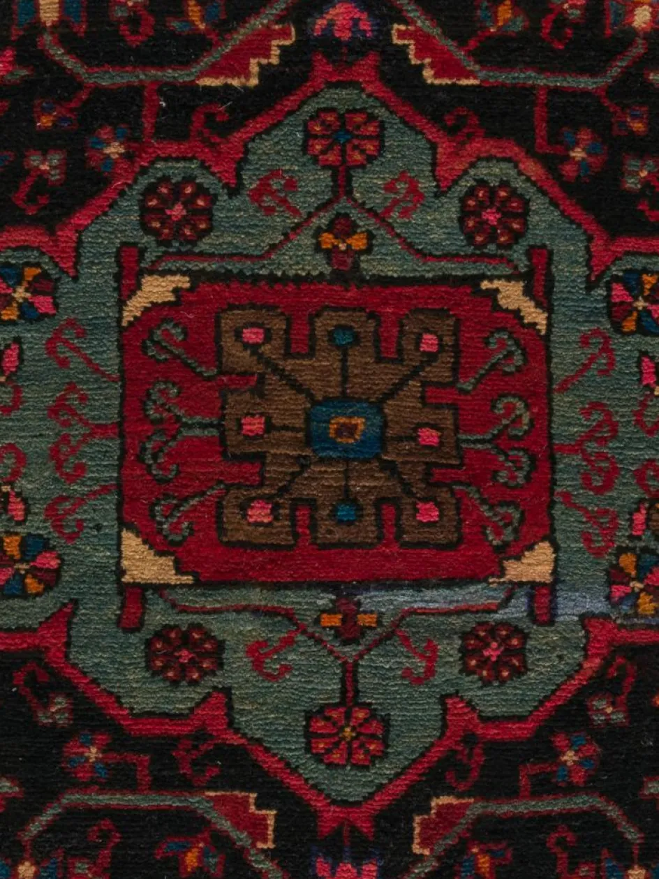 Kibek Tuiserkan Hamadan