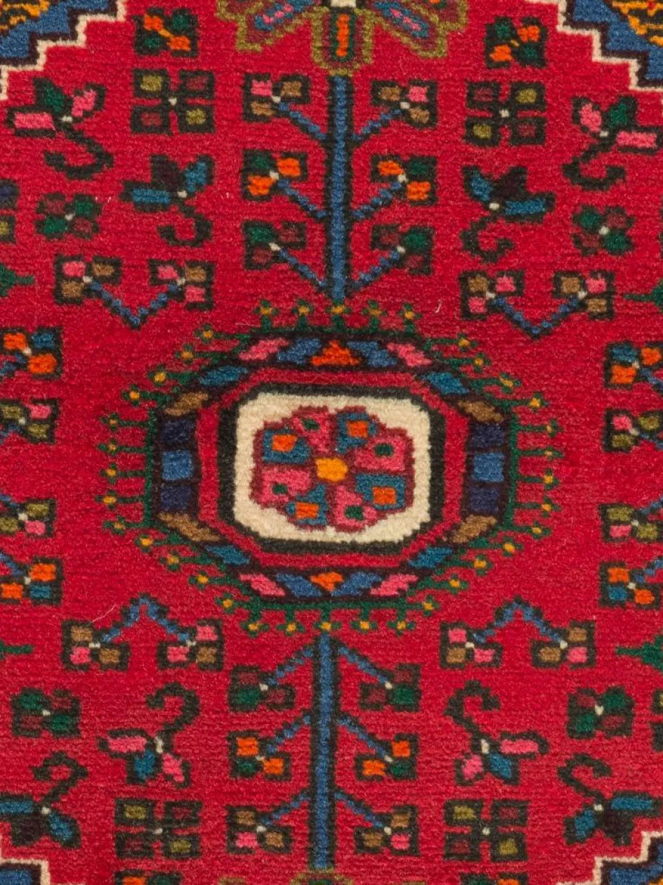 Kibek Tuiserkan Hamadan