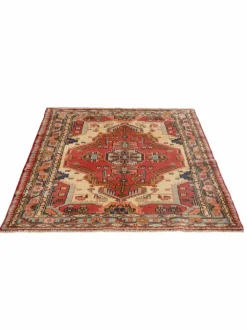 Kibek Tuiserkan Hamadan