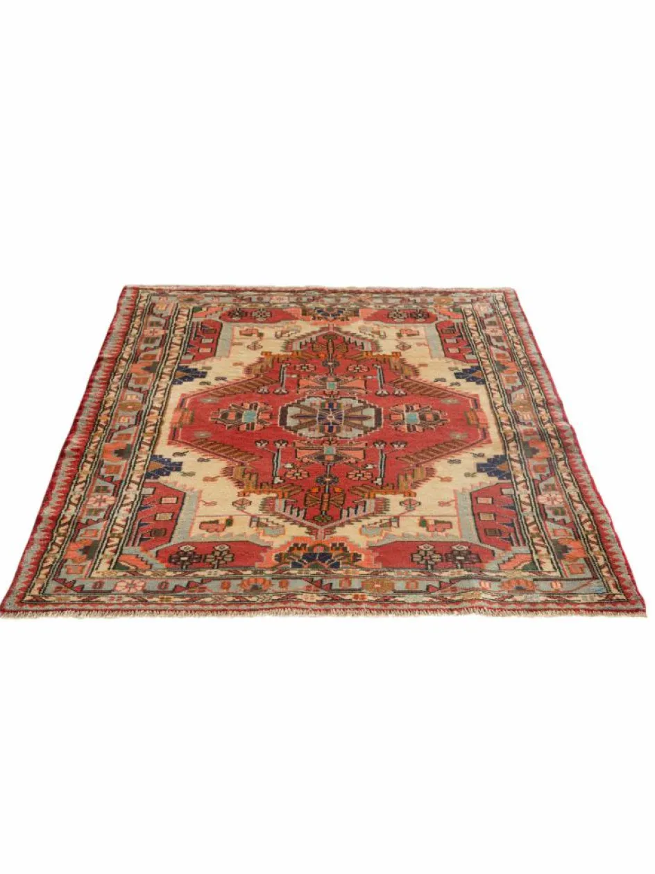 Kibek Tuiserkan Hamadan